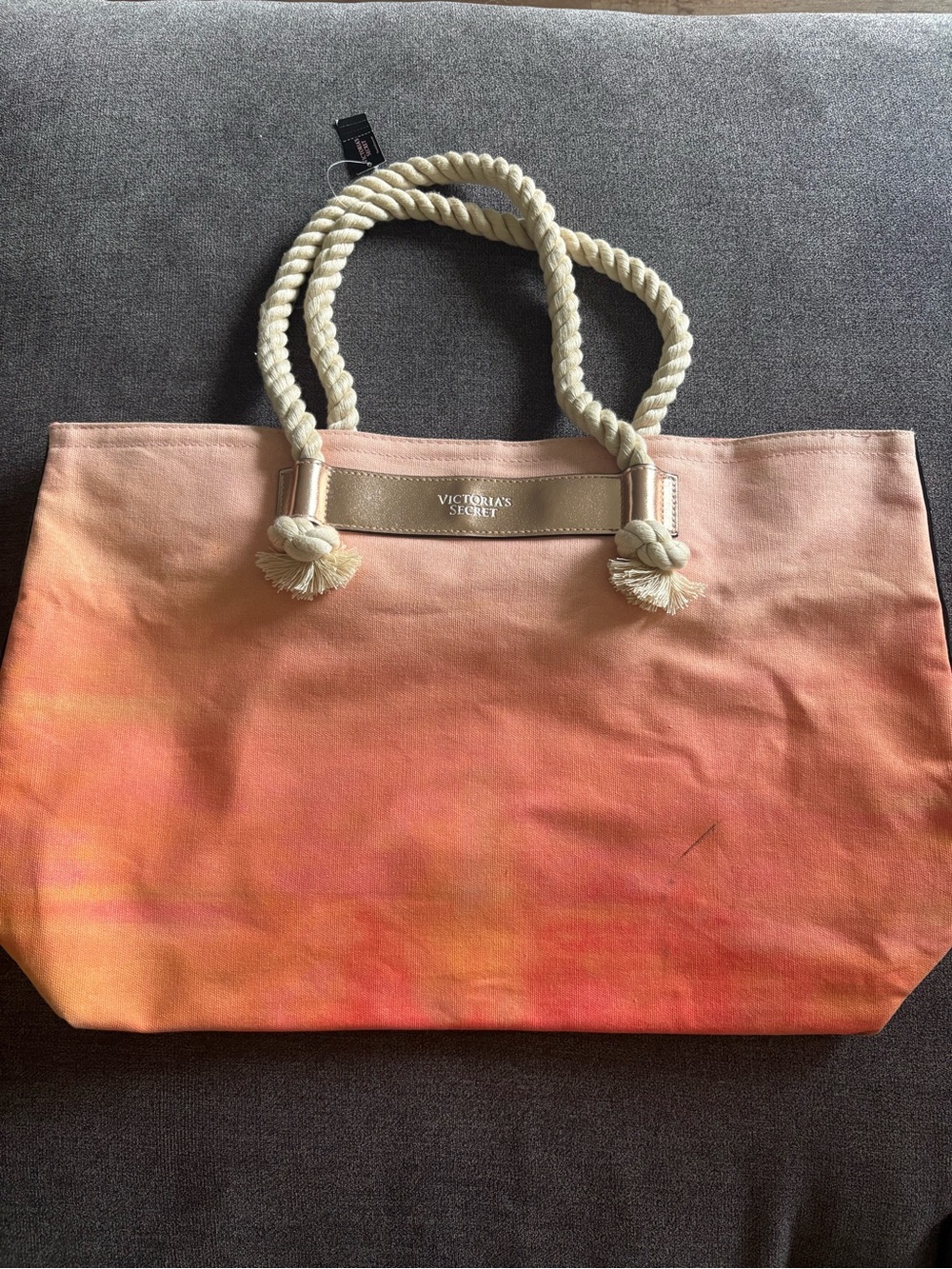 Victoria's Secret Pink to Orange Ombre Rope-Handle Tote 🏖️
